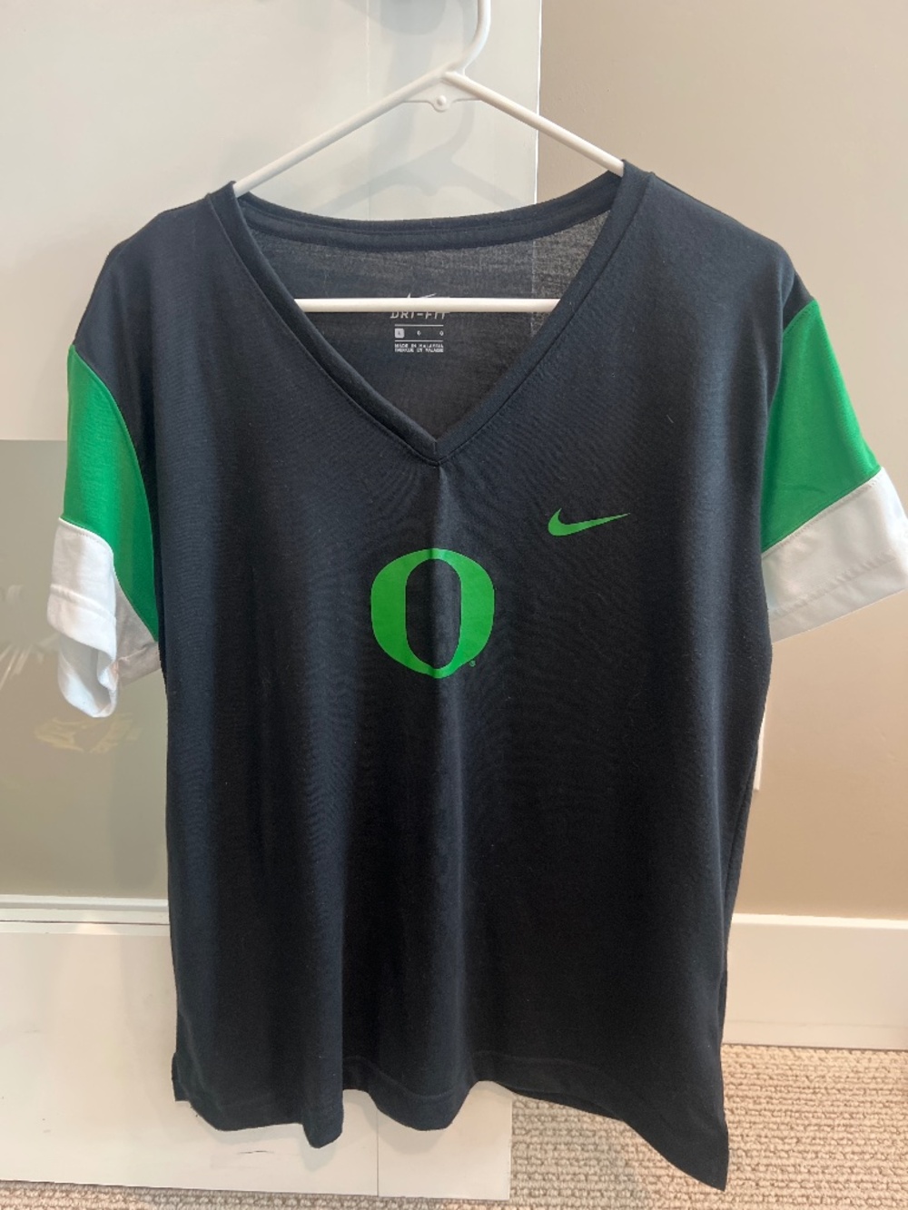 Oregon Ducks shirt